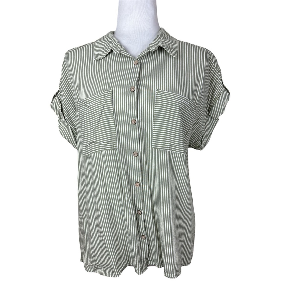 EMILY DANIELS women’s green and white Striped button up short sleeve shirt L